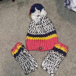 Juicy Couture Hat & Hand Warmers